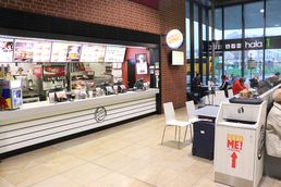 Lobby Food Court Praha Florenc